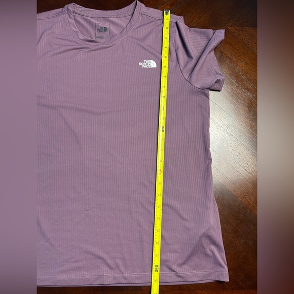 The North Face Women's Lilac Short Sleeve Tee - Picture 5 of 8